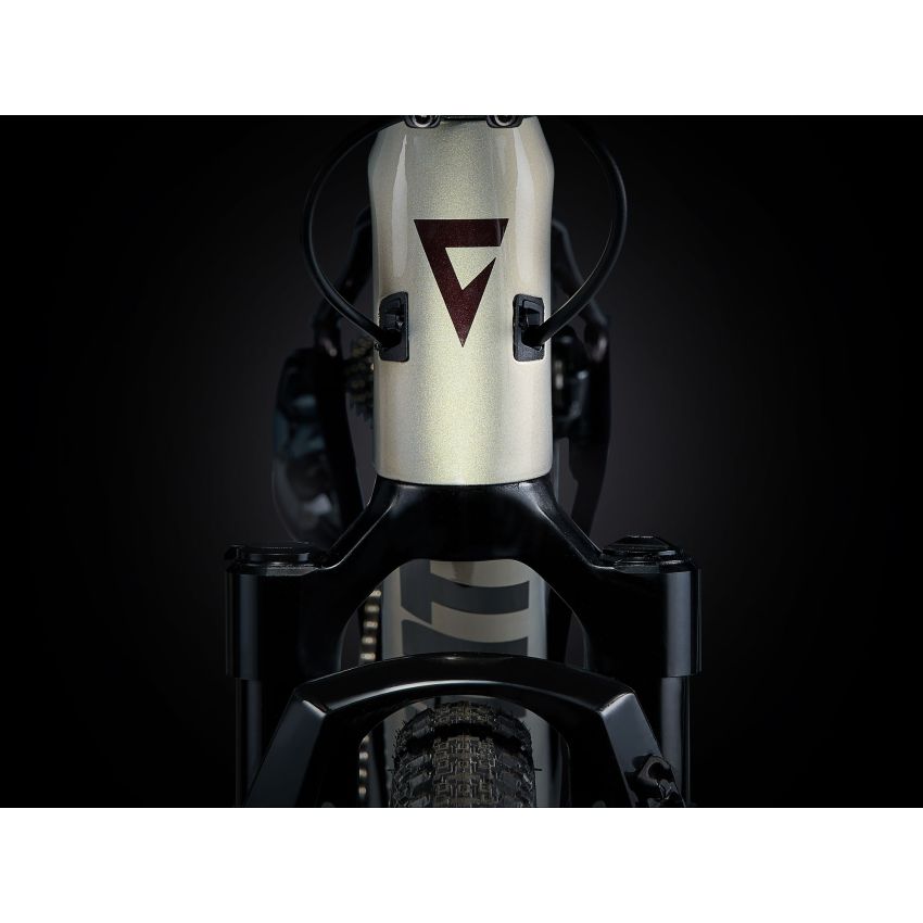 Giant Revolt X Advanced Pro 1