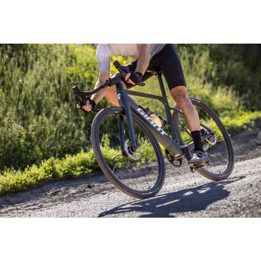 Giant Defy Advanced E+ Elite 1