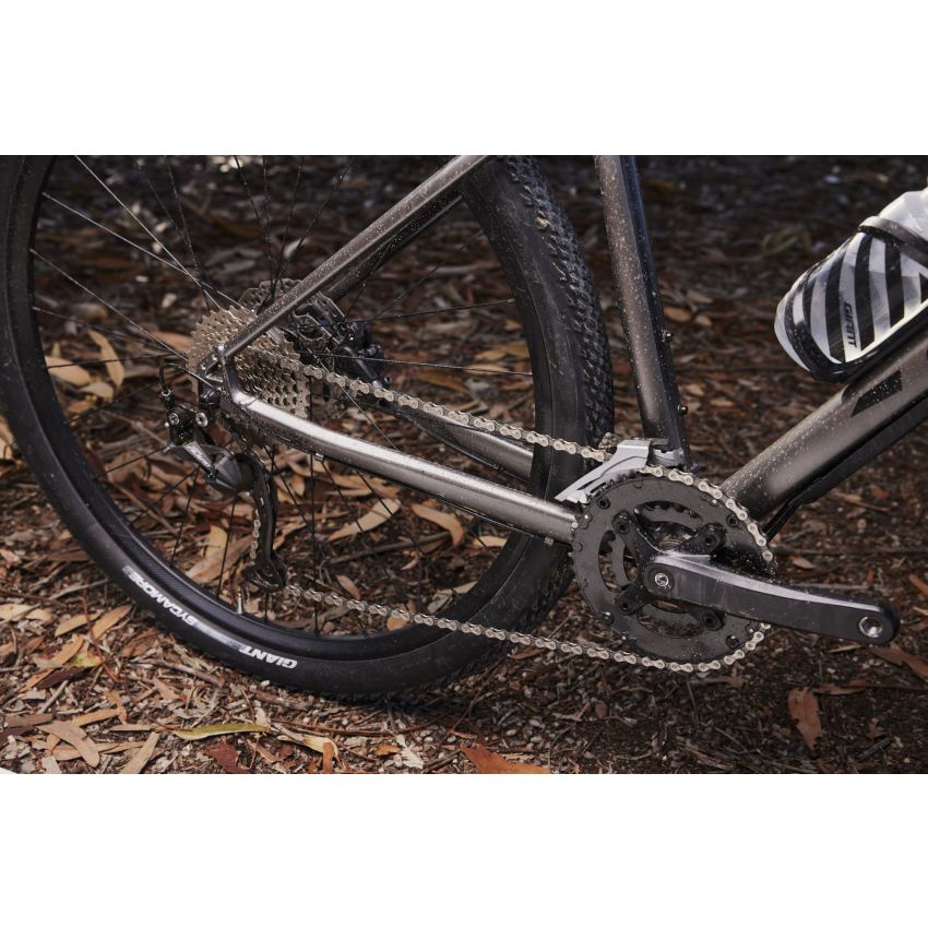 Giant ToughRoad SLR 2