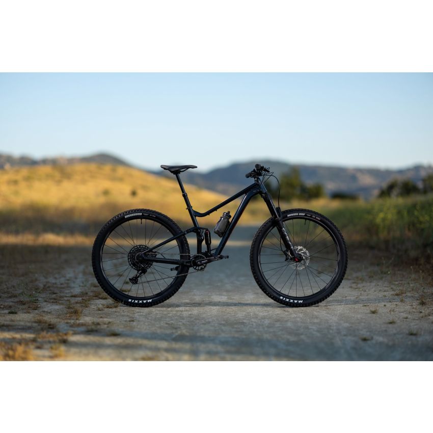 Giant Stance 29 1