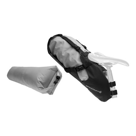 Torba pod siodło BLACKBURN OUTPOST SEAT PACK 10,5l z workiem wodoodpornym czarna (NEW) 