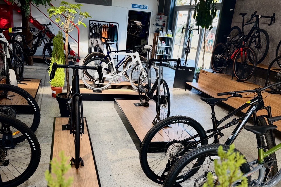 Biker House Kraków - salon rowerowy, rowery MTB i szosowe