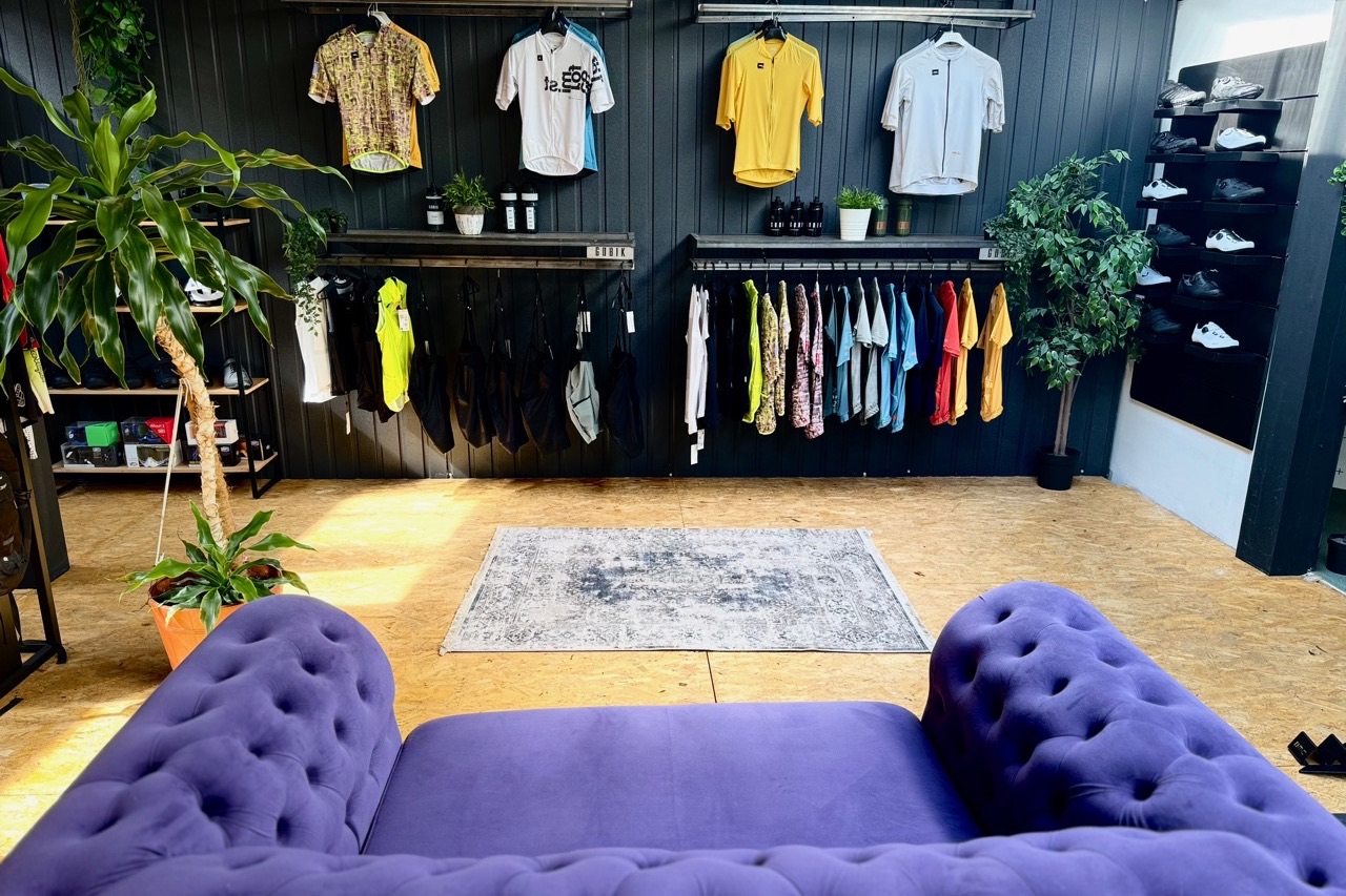 Biker House Kraków - salon rowerowy na Stanisława Klimeckiego 23